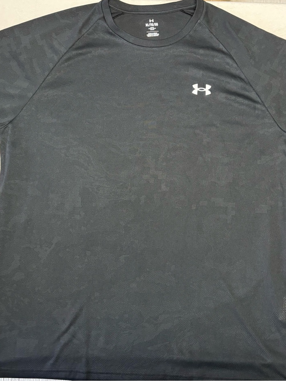 Under Armour Men's Black Crew Neck Short Sleeve Tee with White Logo